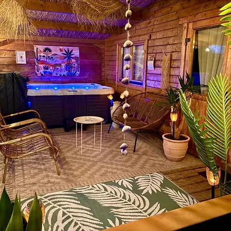 Cozy Mediterranean Style With Private Jacuzzi And Garden Between Amsterdam Haarlem And Schiphol Airport 度假居 Vijfhuizen