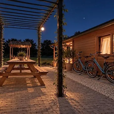 Mediterranean Style With Jacuzzi&garden Near Amsterdam Vakantiehuis